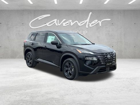 New 2026 Nissan Rogue SV image 2