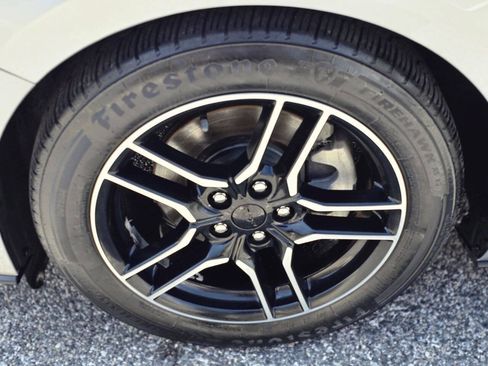 Used 2020 Ford Mustang Premium RWD image 13