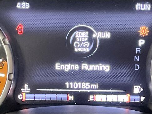 Used 2016 Jeep Renegade Trailhawk w/ Premium Trailhawk Package image 12