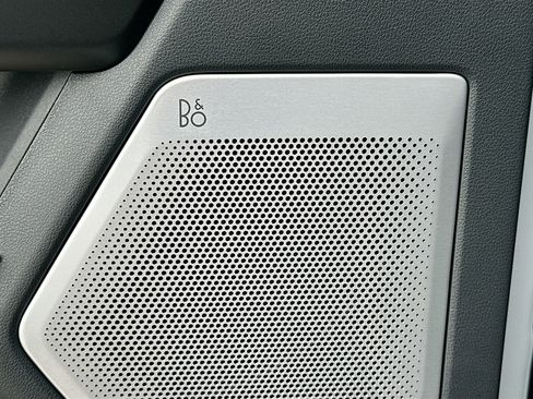 Used 2025 Ford F150 Raptor AWD/4WD image 19