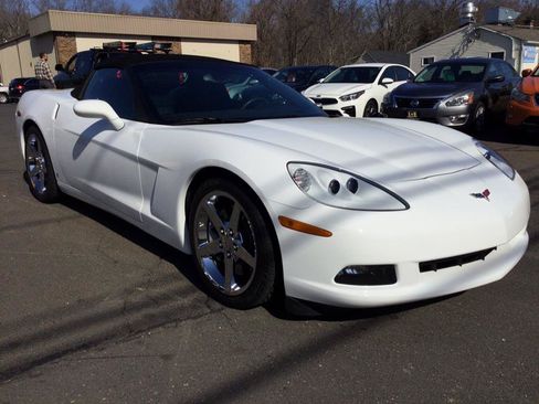 Used 2007 Chevrolet Corvette Convertible w/ Preferred Equipment Group RWD image 4