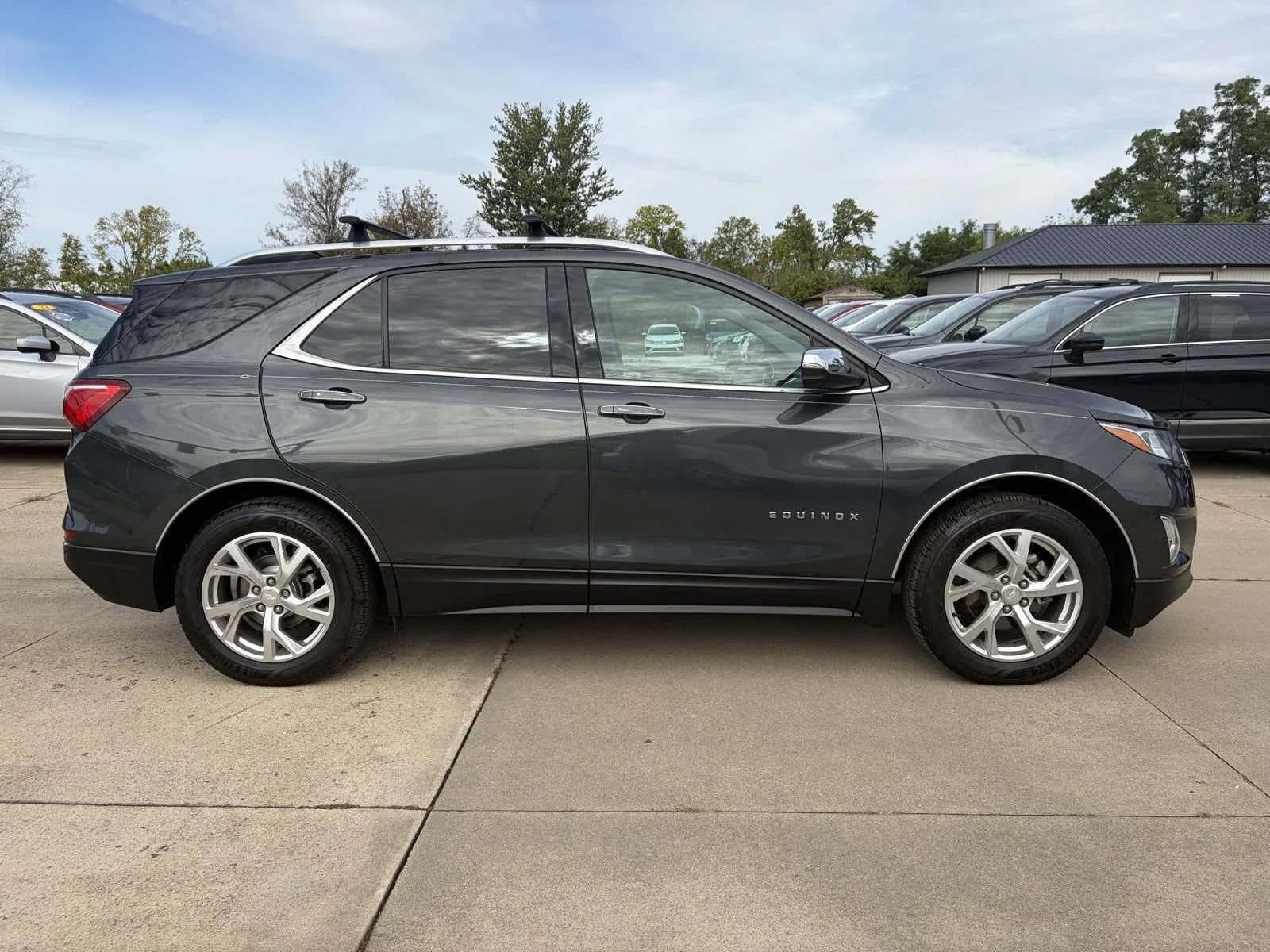 Used 2018 Chevrolet Equinox Premier AWD/4WD image 4
