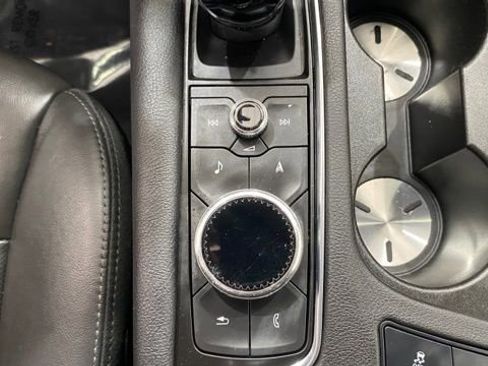 Used 2025 Cadillac XT5 Premium Luxury image 41