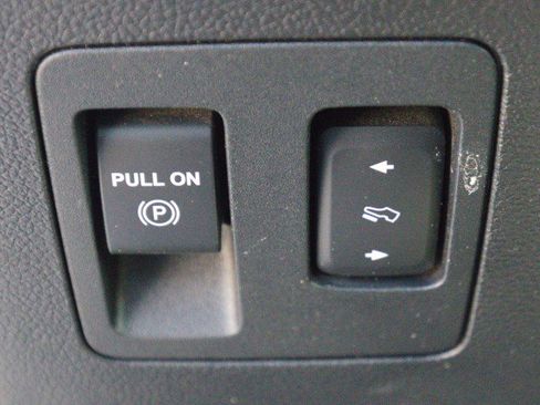 Used 2020 Ford F150 Lariat image 20