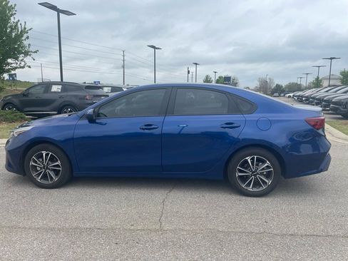 Used 2024 Kia Forte LXS image 6