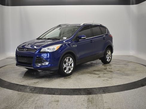 Used 2014 Ford Escape Titanium image 2