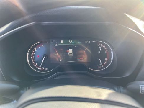 Used 2025 Toyota RAV4 XLE image 42