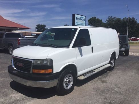 Used 2014 GMC Savana 2500 RWD image 1