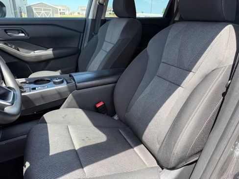 Used 2024 Nissan Rogue SV AWD/4WD image 10