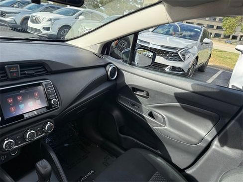 Used 2024 Nissan Versa S w/ S Plus Package image 24
