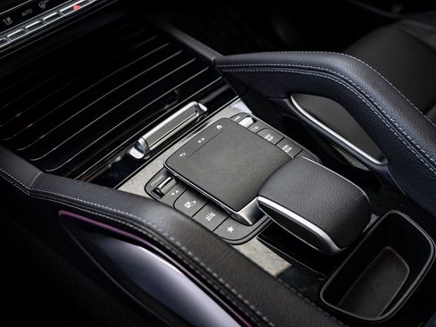 Certified 2024 Mercedes-Benz GLE 350 4MATIC image 32