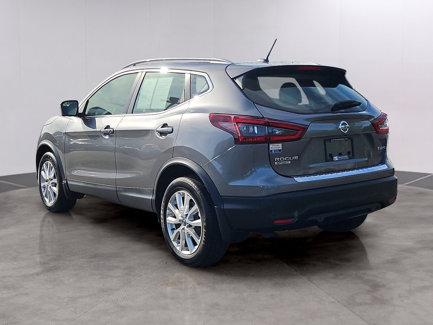 Used 2021 Nissan Rogue Sport SV w/ Technology Package AWD/4WD image 23
