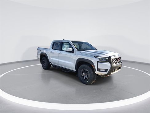 New 2026 Nissan Frontier PRO-4X image 2