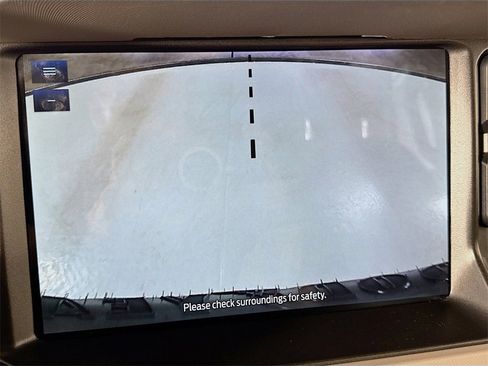 Used 2023 Ford Bronco Wildtrak image 41