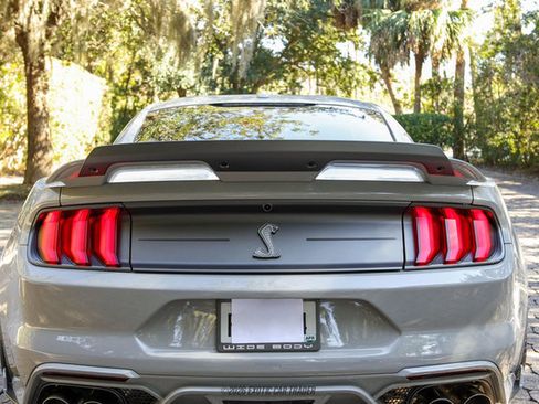 Used 2020 Ford Mustang Shelby GT500 w/ Technology Package image 91