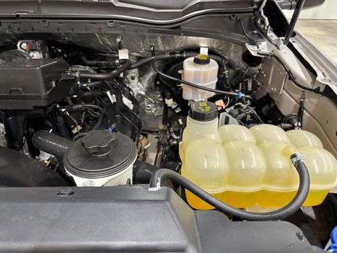 Used 2022 Ford F250 XL w/ Power Equipment Group image 25