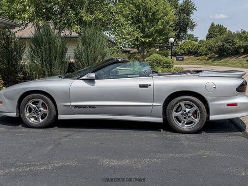Used 1997 Pontiac Firebird Trans Am RWD image 3