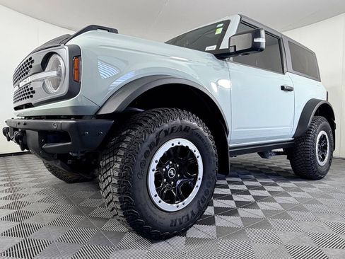 Used 2023 Ford Bronco Badlands AWD/4WD image 12
