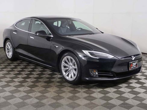 Used 2018 Tesla Model S 75D image 51