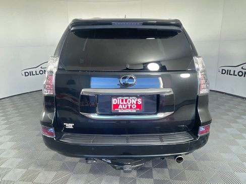 Used 2023 Lexus GX 460 Premium w/ Premium Package image 5