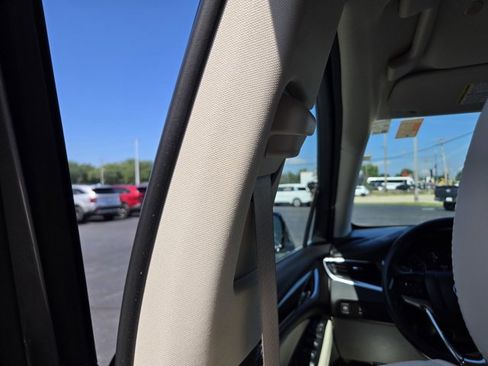 Used 2023 Buick Enclave Essence w/ LPO, Floor Liner Package AWD/4WD image 31