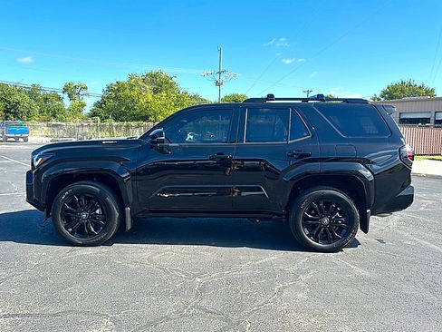 Used 2026 Toyota 4Runner Platinum AWD/4WD image 5