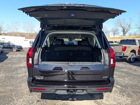 Used 2026 Ford Expedition Max Active RWD image 12