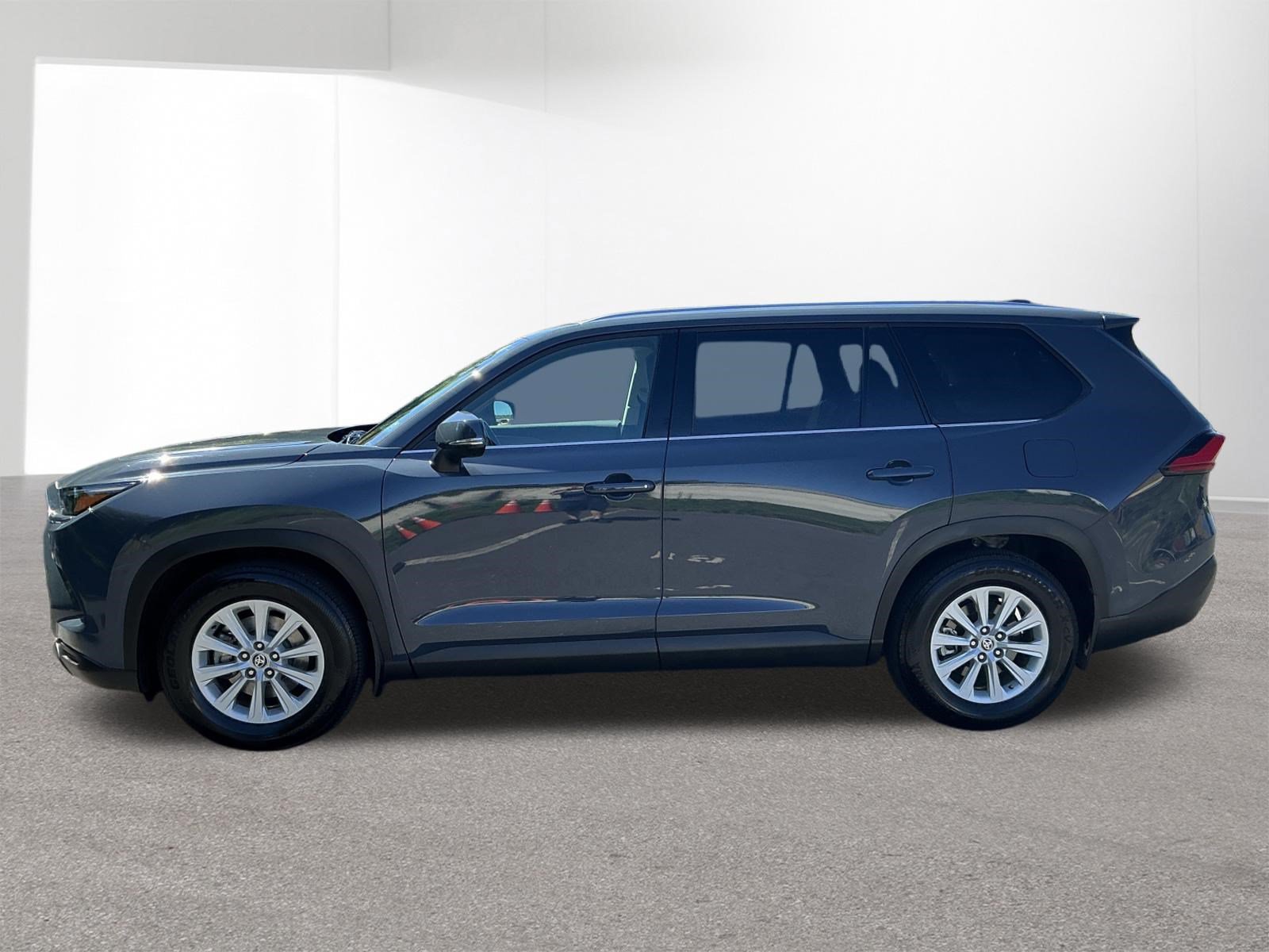 Used 2024 Toyota Grand Highlander AWD image 6