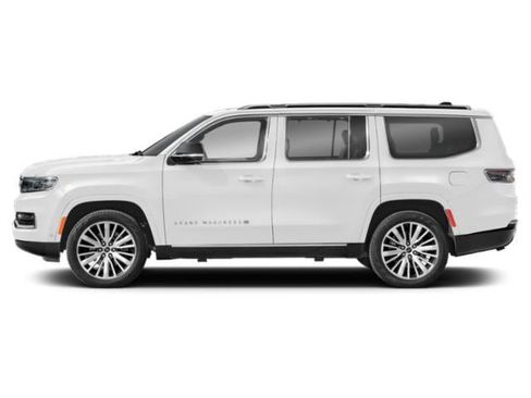 Used 2025 Jeep Grand Wagoneer 4WD w/ 8-Passenger Seating Package image 2