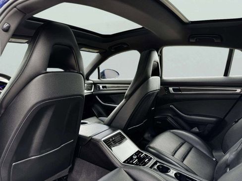 Used 2020 Porsche Panamera 4 image 51