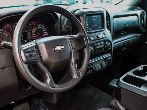 Used 2024 Chevrolet Silverado 1500 Custom image 15