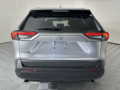 Used 2024 Toyota RAV4 XLE w/ Convenience Package FWD image 7