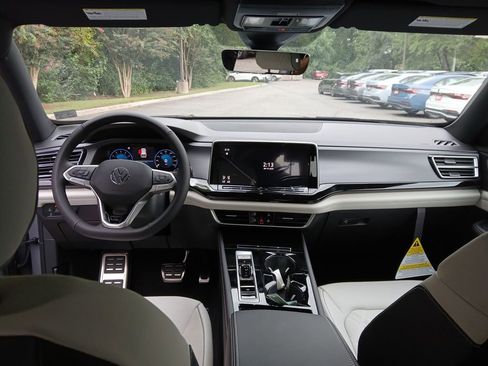 New 2026 Volkswagen Atlas Cross Sport SEL Premium R-Line image 12