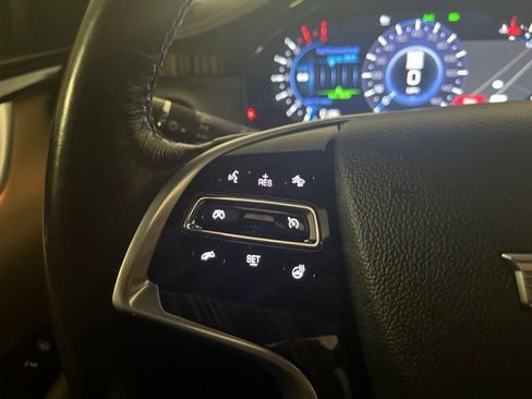 Used 2019 Cadillac XTS Platinum FWD image 22