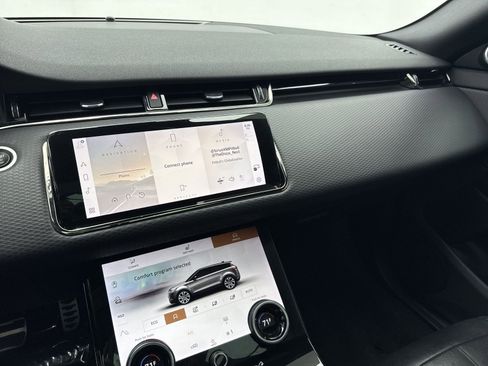 Used 2022 Land Rover Range Rover Evoque R-Dynamic S AWD/4WD image 17