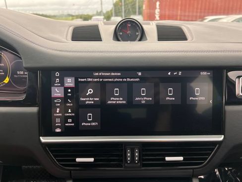 Used 2019 Porsche Cayenne w/ Premium Plus Package AWD/4WD image 29
