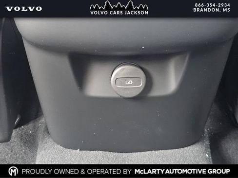 New 2026 Volvo XC90 B6 Ultra w/ Lounge Package AWD/4WD image 17
