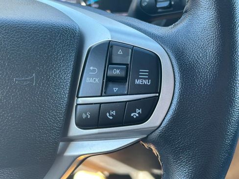 Used 2023 Ford Explorer XLT w/ Equipment Group 202A image 40