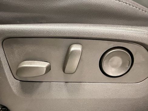 Used 2024 Chevrolet Tahoe Z71 image 24