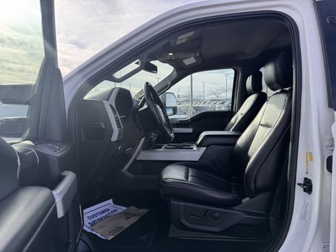 Used 2021 Ford F350 Lariat image 16