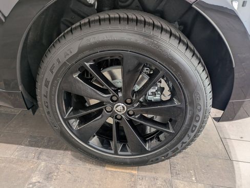 New 2026 Jaguar F-PACE R-Dynamic S image 14