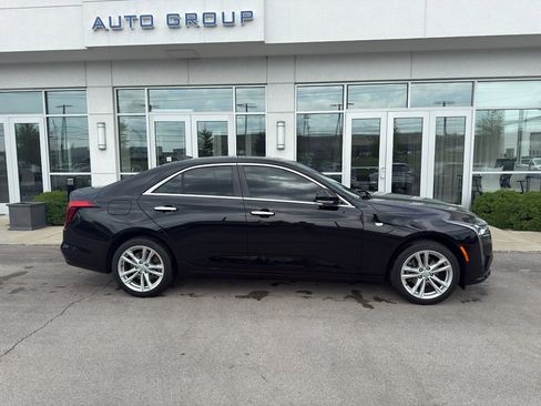 Used 2020 Cadillac CT4 Luxury w/ Sun And Sound Package AWD/4WD image 2