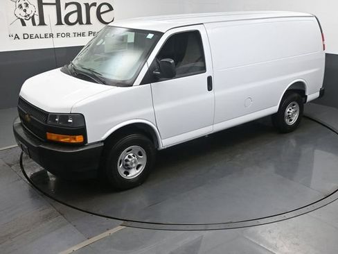 New 2026 Chevrolet Express 2500 w/ Driver Convenience Package RWD image 23