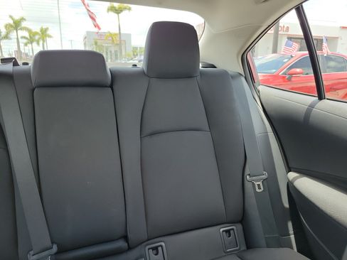 Used 2025 Toyota Corolla LE FWD image 22