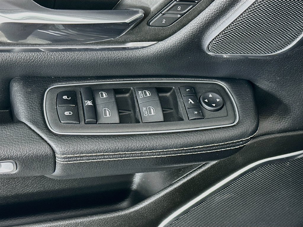 Certified 2024 RAM 1500 Laramie AWD/4WD image 28