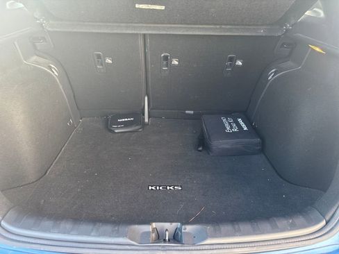 Used 2021 Nissan Kicks SR w/ SR Premium Package image 27