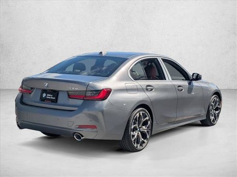 Used 2026 BMW 330i Sedan RWD image 2