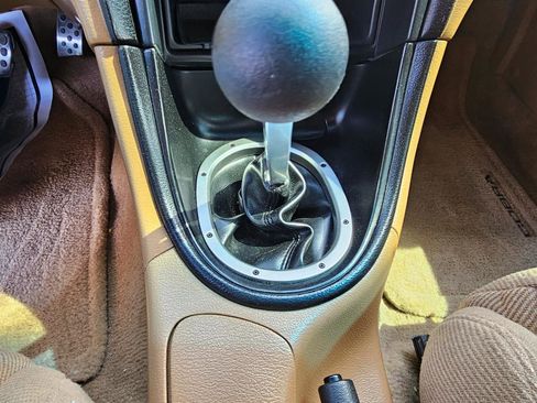 Used 1995 Ford Mustang GTS RWD image 36