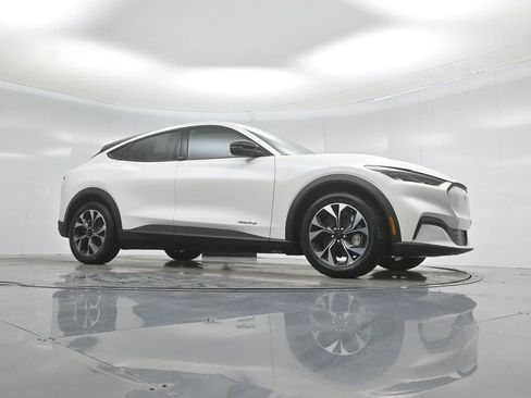 New 2026 Ford Mustang Mach-E Select RWD image 3