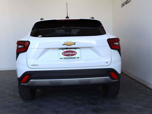 Certified 2024 Chevrolet Trax LT w/ Driver Confidence Package FWD image 6